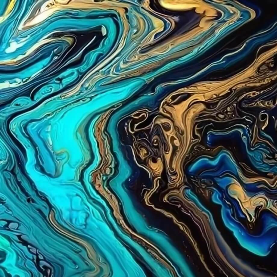 Why We Are Loving The Metallic Flake Epoxy